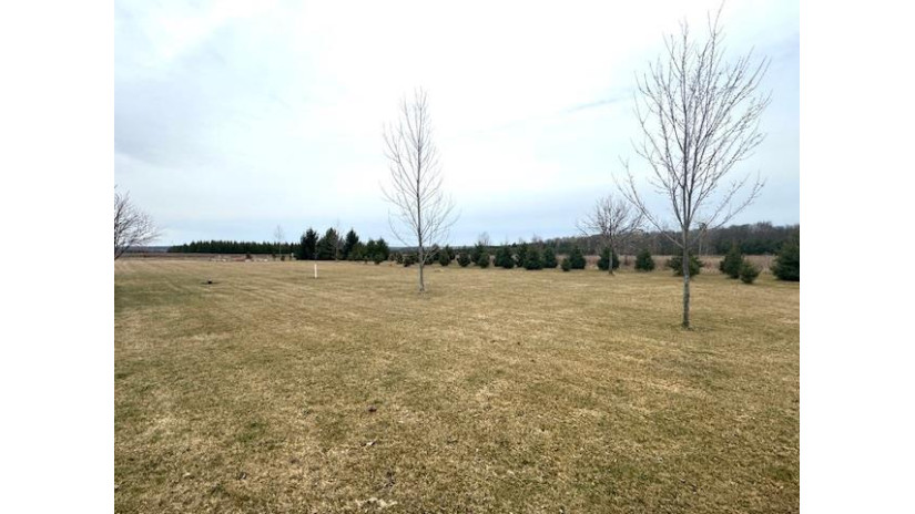 9950 North 66th Avenue Merrill, WI 54452 by Quinn Real Estate - Phone: 715-573-0970 $499,900