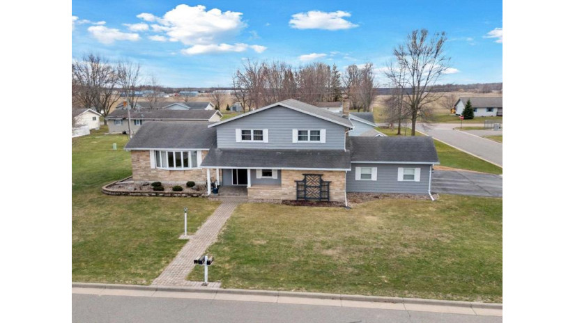 411 West Louisa Street Spencer, WI 54479 by Nexthome Hub City - Phone: 715-305-6417 $335,000