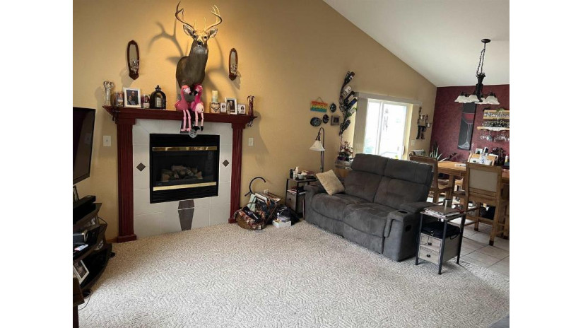 1928 Milwaukee Avenue Wausau, WI 54403 by Knoedler Realty & Home Staging $269,900