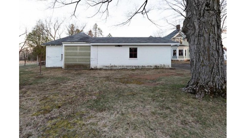 714 South Webb Street Wittenberg, WI 54499 by Rivers Edge Real Estate - annsrere@gmail.com $202,000