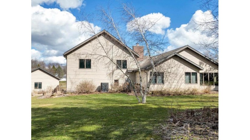 322 South Maryknoll Avenue Marshfield, WI 54449 by Nexthome Hub City - Phone: 715-305-0444 $750,000