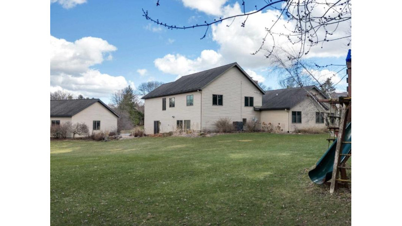 322 South Maryknoll Avenue Marshfield, WI 54449 by Nexthome Hub City - Phone: 715-305-0444 $750,000