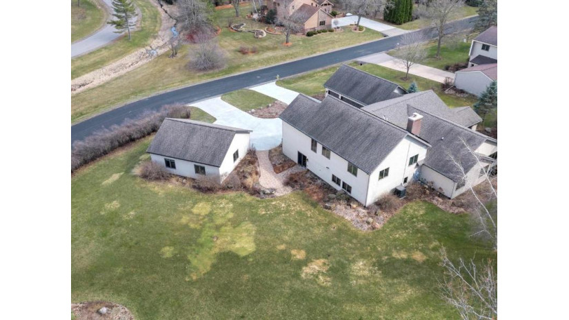 322 South Maryknoll Avenue Marshfield, WI 54449 by Nexthome Hub City - Phone: 715-305-0444 $750,000