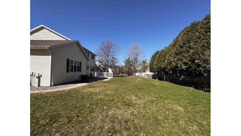 1213 Ridge Road Marshfield, WI 54449 by Brock And Decker Real Estate, Llc $500,000