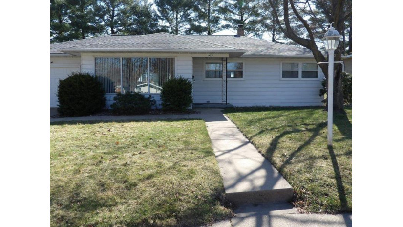 1415 Summit Drive Wausau, WI 54401 by Coldwell Banker Action - Main: 715-359-0521 $185,000