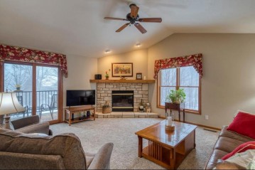 7585 Meadow Ridge Rd, Egg Harbor, WI 54209