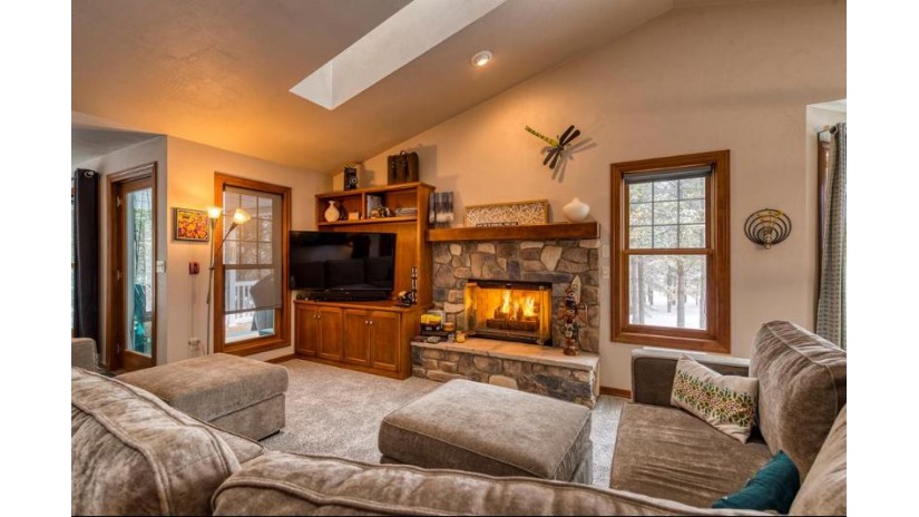 6949 Cobblestone Rd Egg Harbor, WI 54209 by Kellstrom-Ray Agency - 9208542353 $449,000