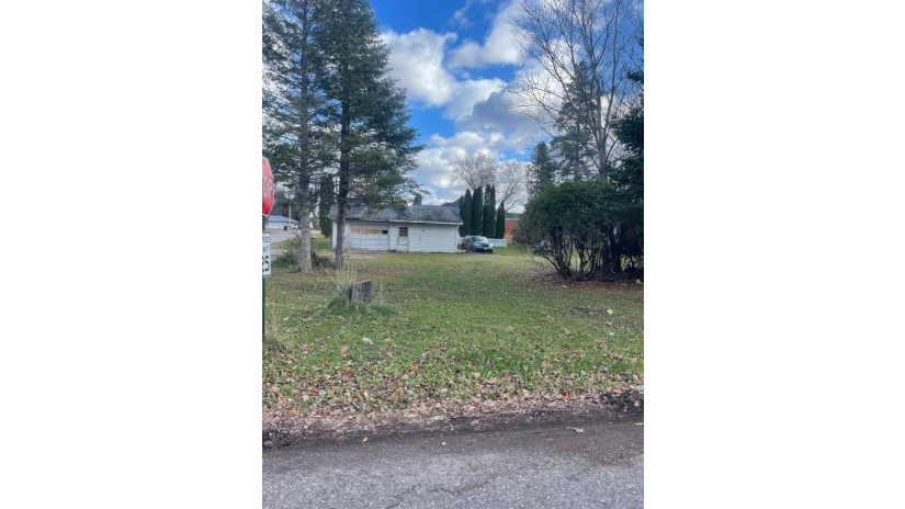 102 Wildwood Ave N Crandon, WI 54520 by Action Real Estate Llc $22,500