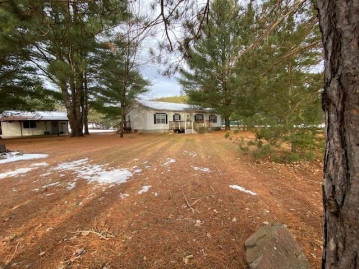 N16940 Chitko Rd, Armstrong Creek, WI 54156