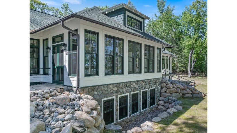 1092 Cranberry Shore Ln 1090 Eagle River, WI 54521 by Re/Max Property Pros $6,400,000