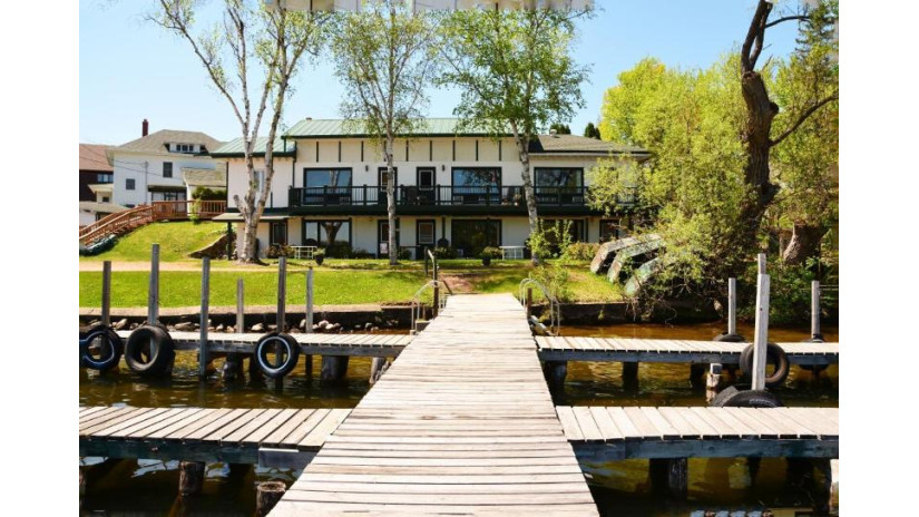 317 Park Ave E Minocqua, WI 54548 by Redman Realty Group, Llc $5,200,000