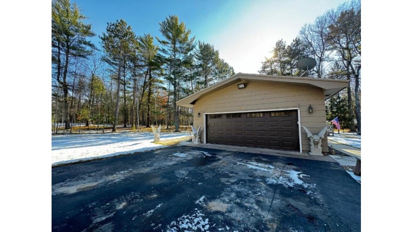 8701 Birchwood Cr Minocqua, WI 54548 by Redman Realty Group, Llc $399,900