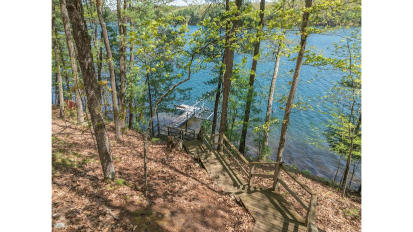 7692 Blue Lake Point Rd Minocqua, WI 54548 by Redman Realty Group, Llc $1,349,000