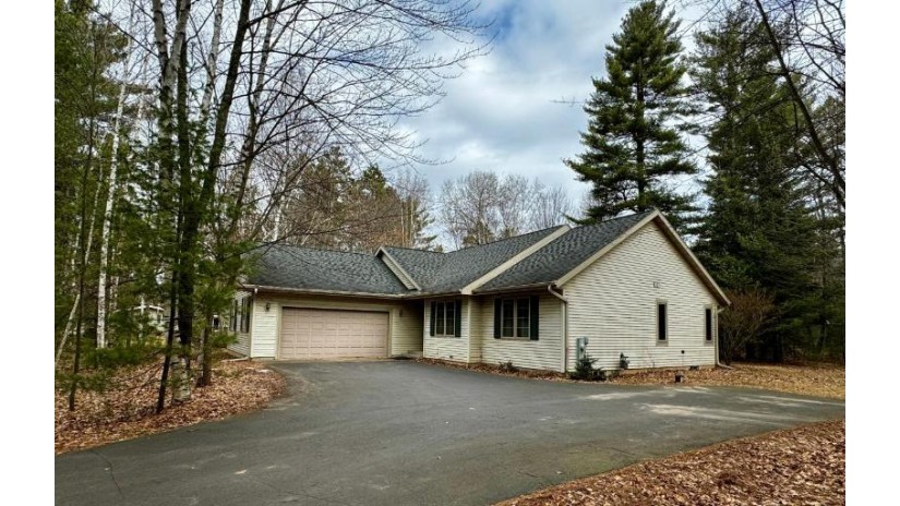 9916 Ridgeway Ct Minocqua, WI 54548 by Redman Realty Group, Llc $384,900