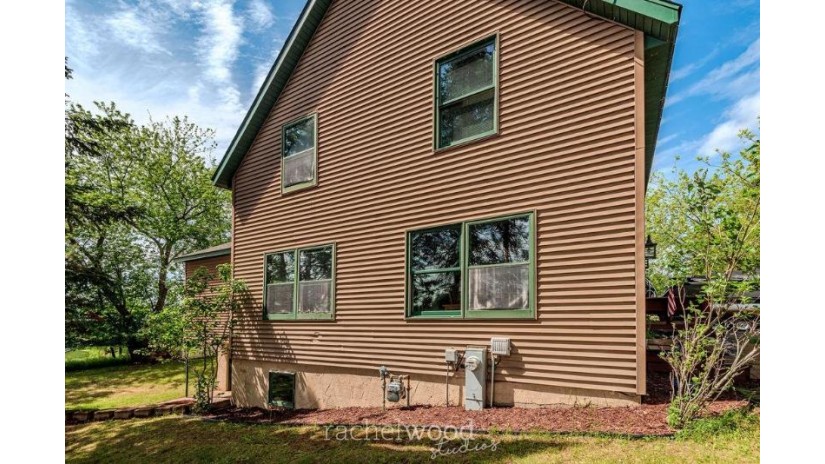 8513 Rogers Dr Minocqua, WI 54548 by Re/Max Property Pros $325,000