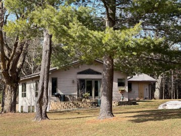 N11475 Black River Rd, Ironwood, MI 49938