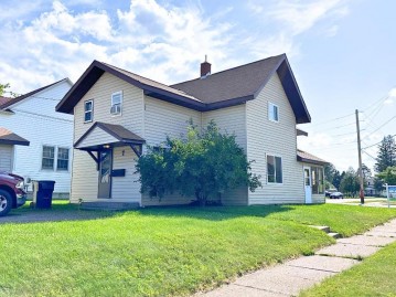 489 2nd St, Park Falls, WI 54552