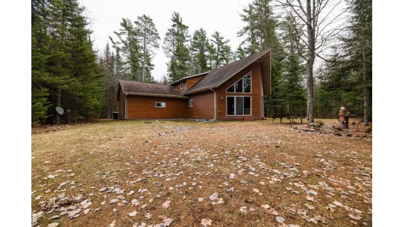 1599 Lost River Rd Eagle River, WI 54521 by Shorewest Realtors $645,000