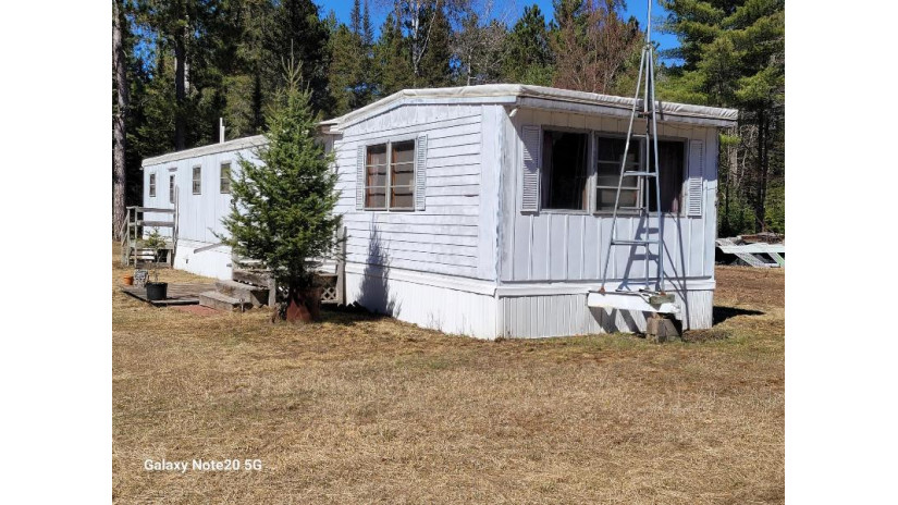 5375 Perch Lake Rd Eagle River, WI 54521 by Shorewest Realtors $129,900