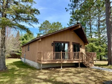 N10366 Horseshoe Rd, King, WI 54487