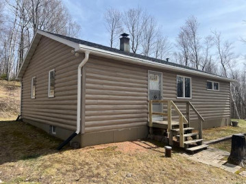 W987 Mary Lake Ln, Wolf River, WI 54175