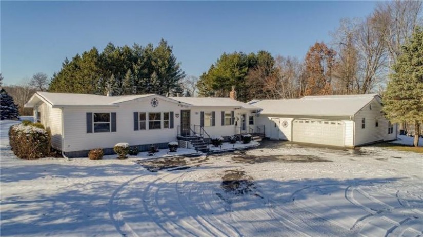 W2950 Hemlock Road Eau Claire, WI 54701 by Elite Realty Group, Llc $449,900