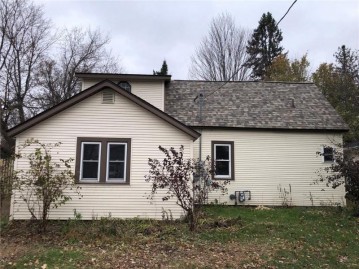 219 East Burnett Avenue, Grantsburg, WI 54840