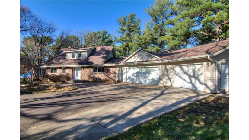 E5971 800th Avenue Menomonie, WI 54751 by Rassbach Realty Llc $679,000