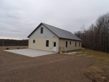 8256W Squires Road, Ojibwa, WI 54862