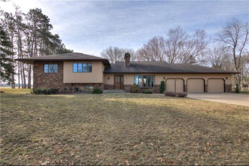 2932 Plum Tree Circle, Menomonie, WI 54751