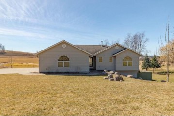 1421 Valley Estates Road, Mondovi, WI 54755