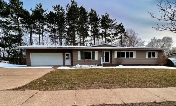 2023 Moholt Drive, Eau Claire, WI 54703