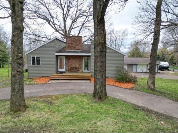 1612 Dairyland Road, Menomonie, WI 54751