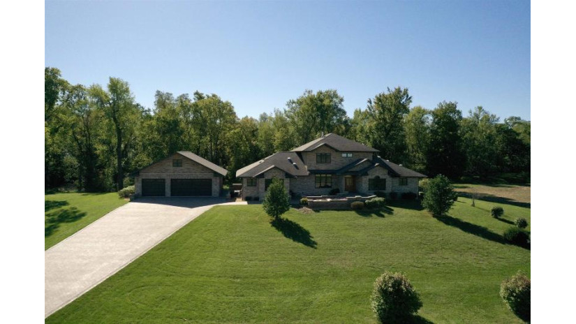 23120 Orchard Lane Rock Falls, IL 61071 by Whitetail Properties Real Estate Llc $990,000