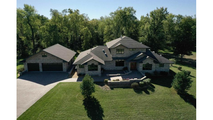 23120 Orchard Lane Rock Falls, IL 61071 by Whitetail Properties Real Estate Llc $990,000