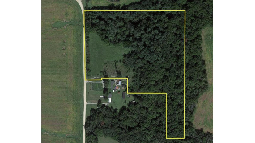 21370 Smit Rd. Morrison, IL 61270 by Whitetail Properties Real Estate Llc $150,000