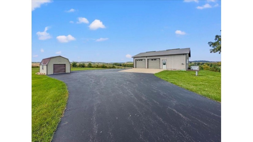 5526 S IL Route 84 Hanover, IL 61041 by Keller Williams Greater Quad Cities $1,499,000