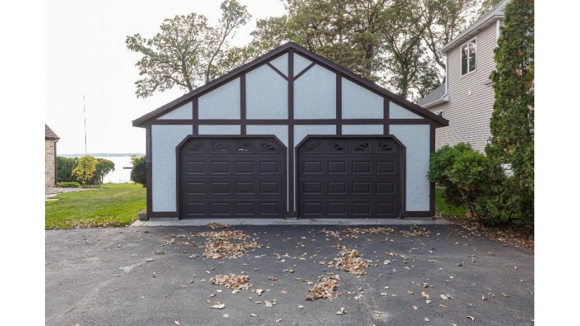 5413 Nickels Drive Oshkosh, WI 54904 by Expert Real Estate Partners, Llc - OFF-D: 920-765-3662 $1,490,000