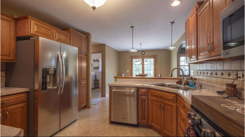 5630 Prairie Drive Hull, WI 54482 by First Weber, Inc. $749,000