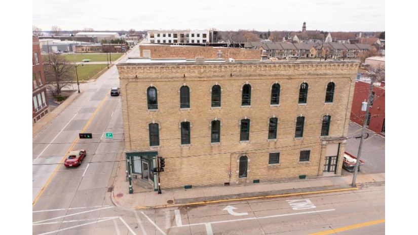 601 S Main Street B Oshkosh, WI 54902 by First Weber, Realtors, Oshkosh - CELL: 920-203-3047 $675,000