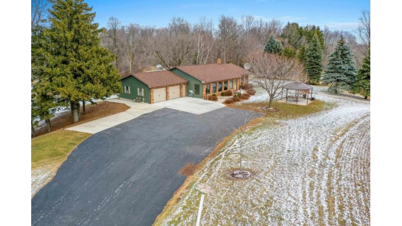 3237 Mill Road Morrison, WI 54126 by Town & Country Real Estate $599,900