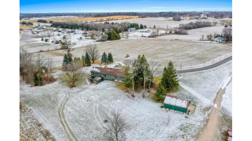 3237 Mill Road Morrison, WI 54126 by Town & Country Real Estate $599,900