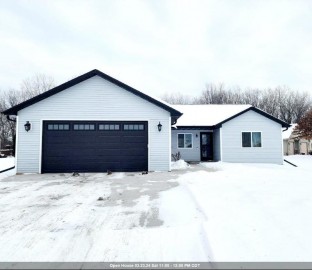 4346 Harbor Village Drive, Omro, WI 54963