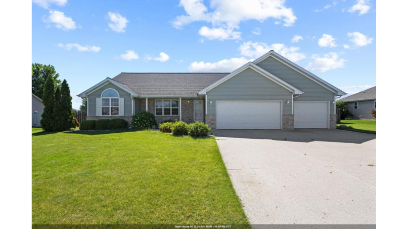 1576 Park Haven Road Lawrence, WI 54115 by Realty Executives Fortitude $488,000