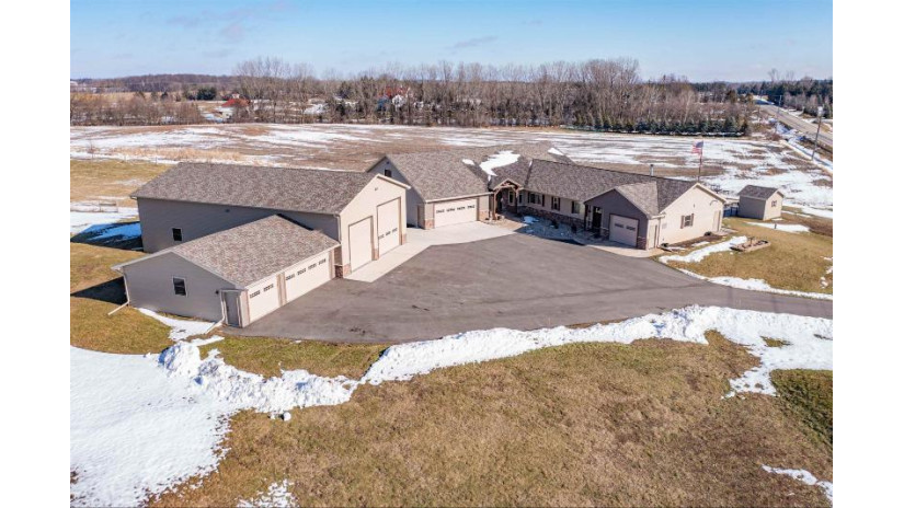 W4070 Wege Road Center, WI 54913 by Ben Bartolazzi Real Estate, Inc - Office: 920-770-4015 $999,000