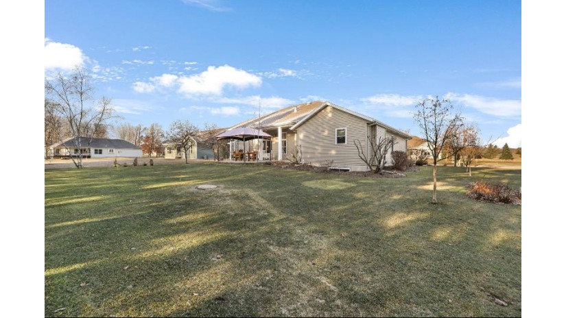 1547 Foxfire Court Waupaca, WI 54981 by Coaction Real Estate, Llc $450,000