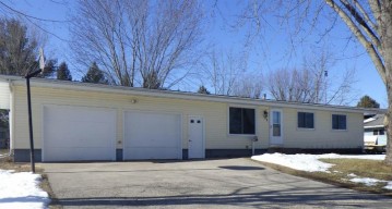 103 Hillcrest Drive, Marion, WI 54950