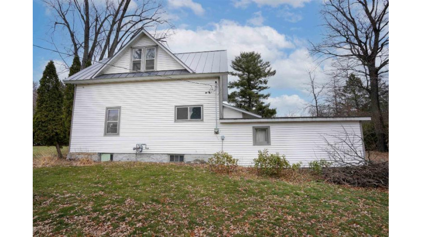 N4404 State Road 49 Poy Sippi, WI 54967 by Coaction Real Estate, Llc $150,000