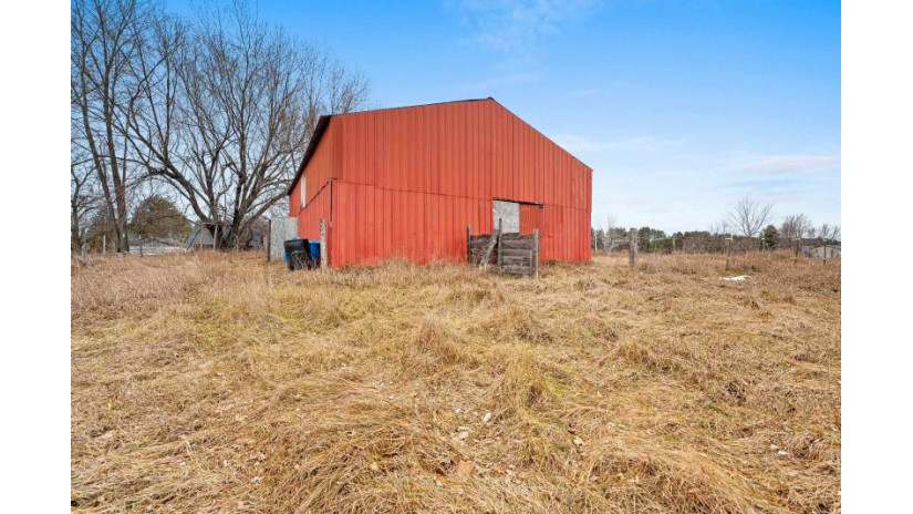 N7462 County Road G Red Springs, WI 54128 by Berkshire Hathaway Hs Bay Area Realty $210,000