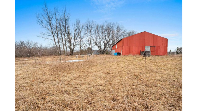 N7462 County Road G Red Springs, WI 54128 by Berkshire Hathaway Hs Bay Area Realty $210,000